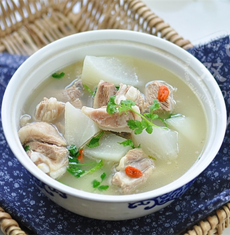 羊肉萝卜汤怎么做 喝完这碗汤从头暖到脚