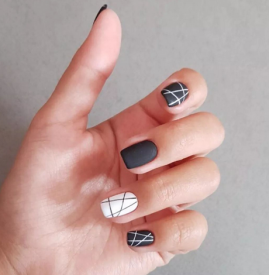 2018磨砂美甲图片 华丽又不失温柔