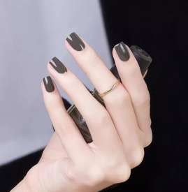 今年美甲流行什么颜色 好看的都在这里