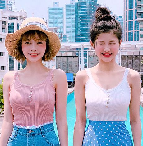 波点半身裙如何搭配 夏日最美穿搭气质又迷人