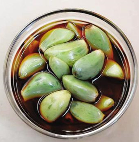 腊八蒜的做法 只需九步即可搞定