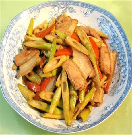 冬笋炒五花肉的做法 五花肉这样吃不油腻