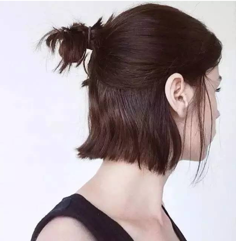 性感可爱的女生短发图片 这三款非常奈斯