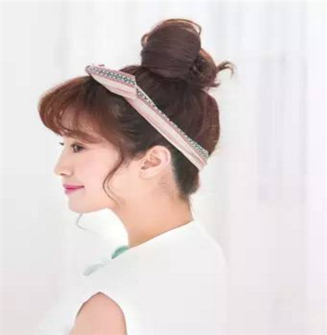 怎么绑丸子头好看 三种不同绑发的丸子头