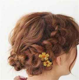 中长发简单扎发 中长发怎么扎好看