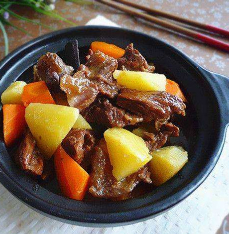 土豆炖牛肉怎么做好吃 炖一锅吃好几天