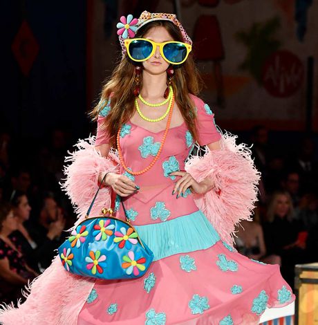 Moschino2019春夏男装及早春女装秀 充满戏谑与幽默讽刺