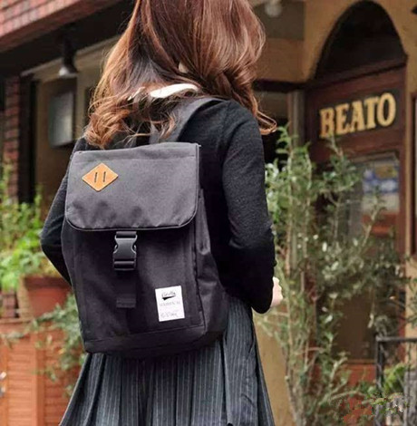 双肩包品牌 3款最家喻户晓的品牌双肩包