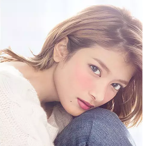 樱花妆怎么画 超适合春天的妆容