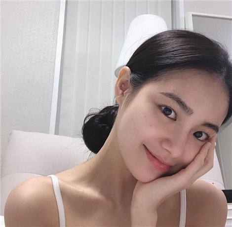 德妃紫苏水乳成分表 乳液的成分略复杂敏感肌应慎用