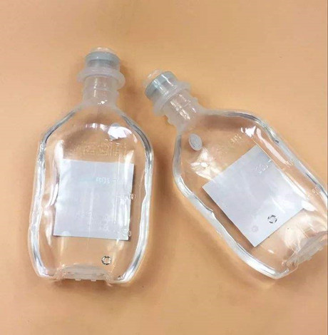 生理盐水对闭口有效吗