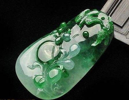 翡翠的排名_翡翠种类排名及图片