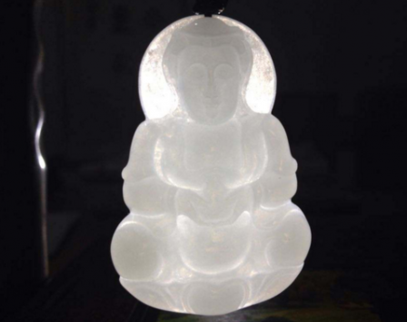 翡翠观音吊坠 翡翠观音吊坠