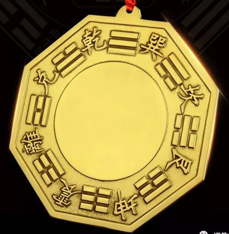 挂八卦镜能用钉子吗