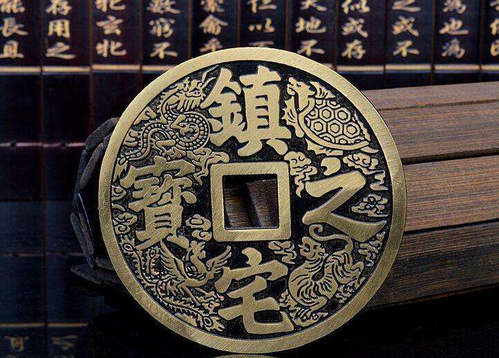铜钱适合戴手上吗