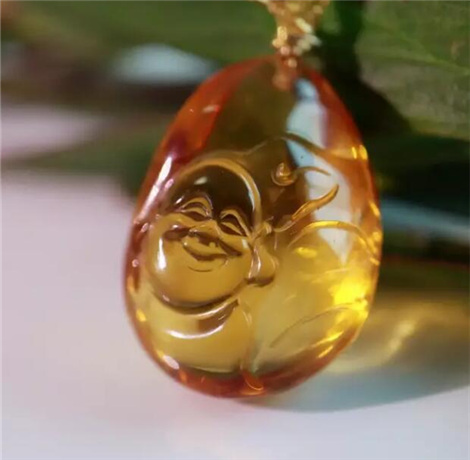戴水晶首饰注意什么