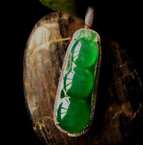 翡翠的排名_翡翠种类排名及图片