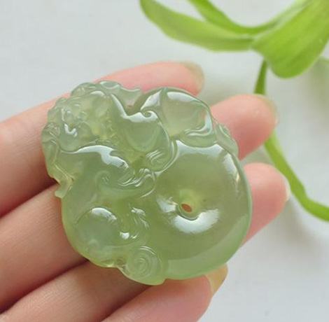 岫玉真假鉴别的方法