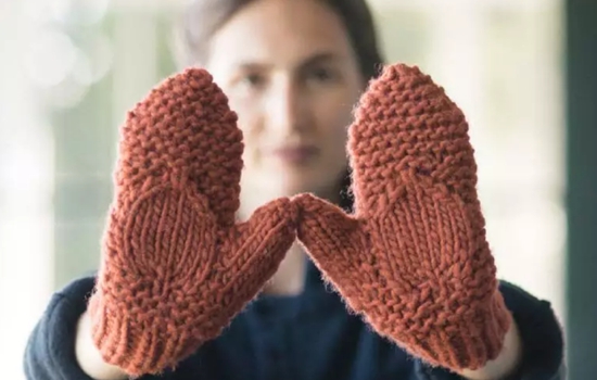 如何选择适合自己的手套 5dc66a0aa38db_550_0.jpg