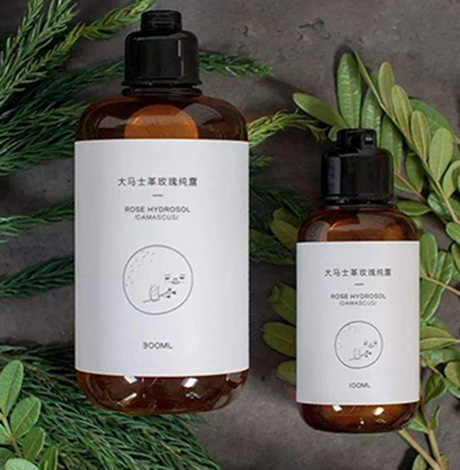 纯露可以代替保湿水吗 用纯露后还需锁水保湿