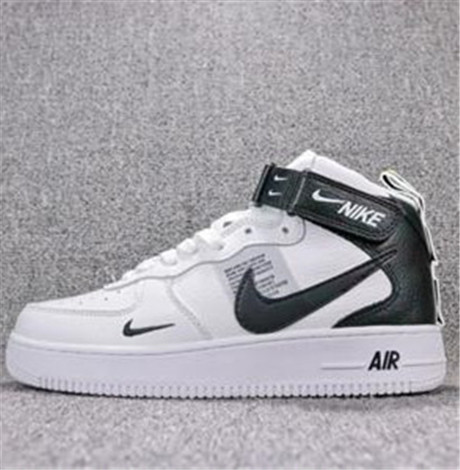 nike两个钩是什么系列