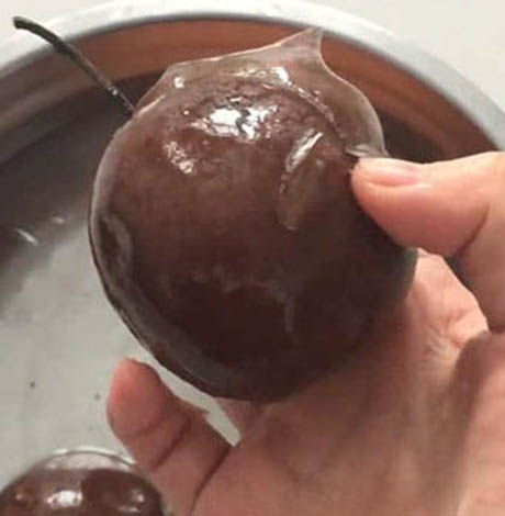 冻梨要剥皮吃吗 冻梨是什么口感