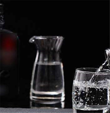 白酒和什么不能一起吃