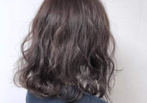 海藻烫适合什么脸型 ​海藻烫适合发量少的人吗