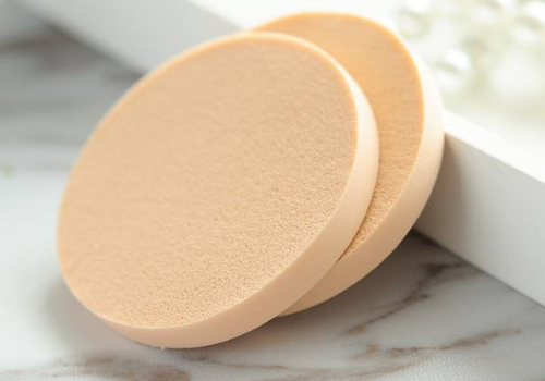 湿粉扑可以用来做什么67菱形圆形三角形的粉扑适合什么部位