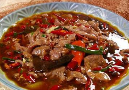 水煮牛肉用火锅底料还是豆瓣酱 用黄豆芽还是绿豆芽