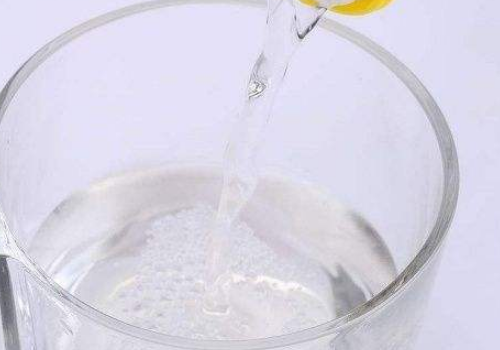 白醋洗脸温水好还是冷水好 用了之后可以敷面膜吗
