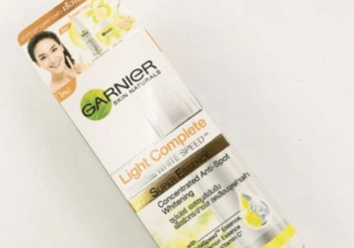 卡尼尔美白精华搭配哪种小白瓶最好 可以白天用吗