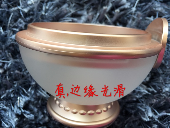 laduree拉杜**瓣腮红真假辨别图对比较