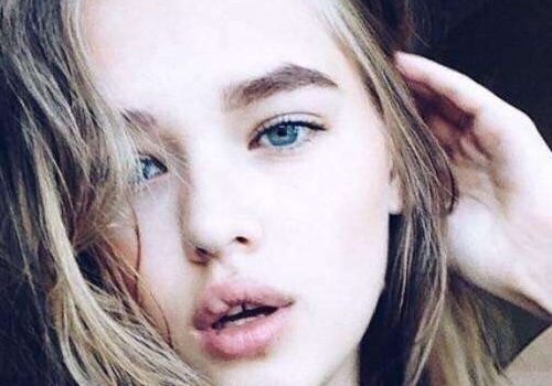 美瞳多少钱一对​ 美瞳是在化妆前戴还是化妆后