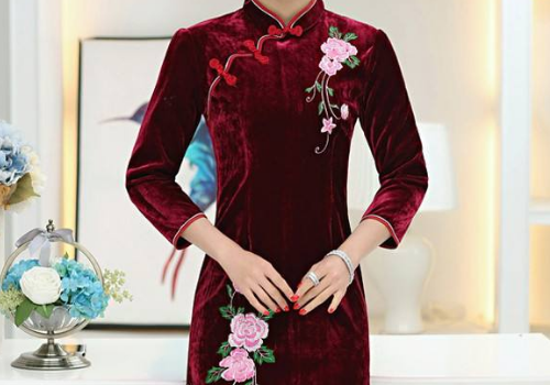 儿子结婚妈妈穿什么衣服 祝福语有哪些