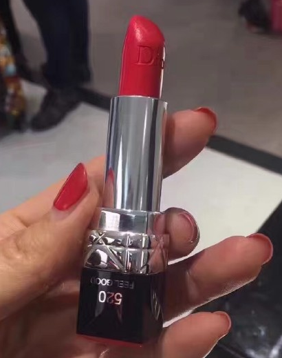 迪奥dior520口红试色图 迪奥520多少钱一支