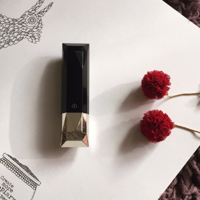 cpb蔷薇唇膏313适合黄皮吗 和311试色哪个好看