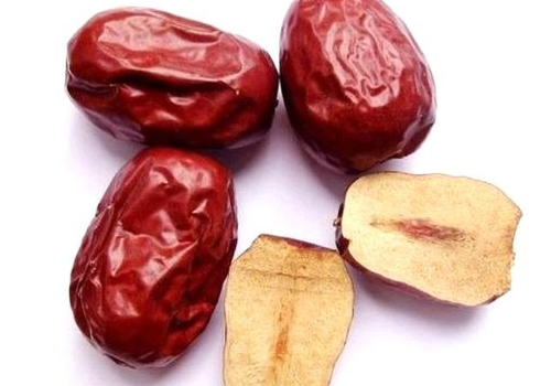 红枣生虫子了怎么办 ​红枣生虫子了还能吃吗