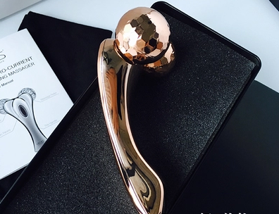 lacues瘦脸仪的清洗方法24k玫瑰金滚轮瘦脸仪防水吗