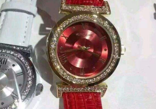 sunlight是什么牌子  和潘多拉是什关系