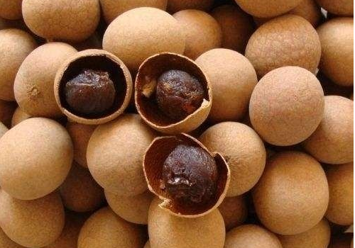 银耳汤能加桂圆吗