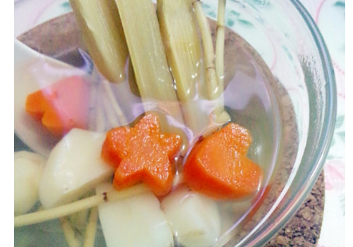 甘蔗性温还是性寒​ 甘蔗煮水喝有什么作用