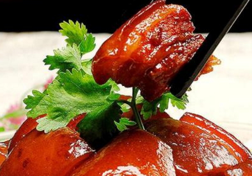 为什么红烧肉不红 ​红烧肉不红怎么补救