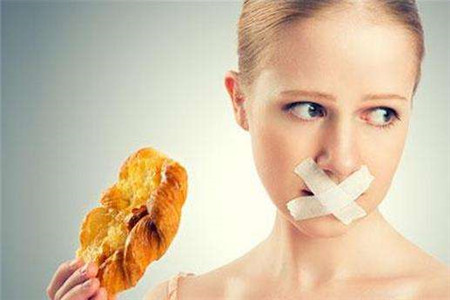 女人**量少发黑怎么办,三招调整好问题