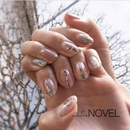 2019流行的奶茶裸色系春季美甲图片