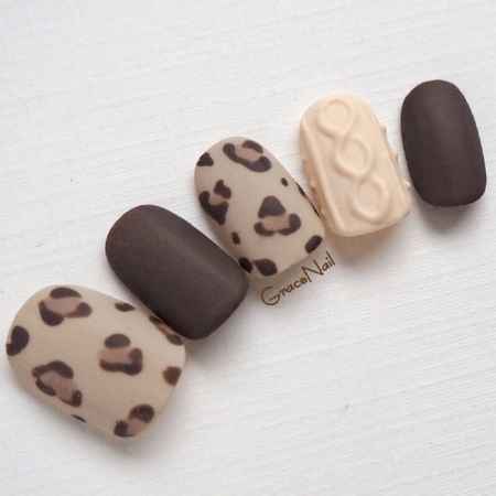 气质成**人的通勤风美甲图片 