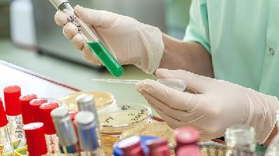 打新冠疫苗后第二天喝酒会死吗​ 打完新冠疫苗后喝酒了怎么弥补