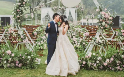 ​中秋节结婚祝贺词怎么说
