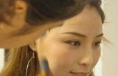 粉底液浮粉怎么解决 粉底液浮粉的原因