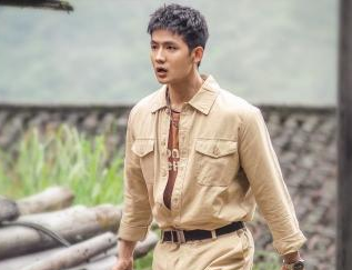《在希望的田野上》热播 胡文喆饰演白果村扶贫工作队队员